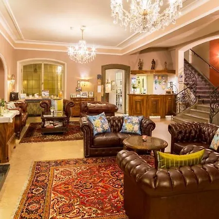 ホテル Gaestehaus Ploenlein - Goldener Hirsch Rothenburg