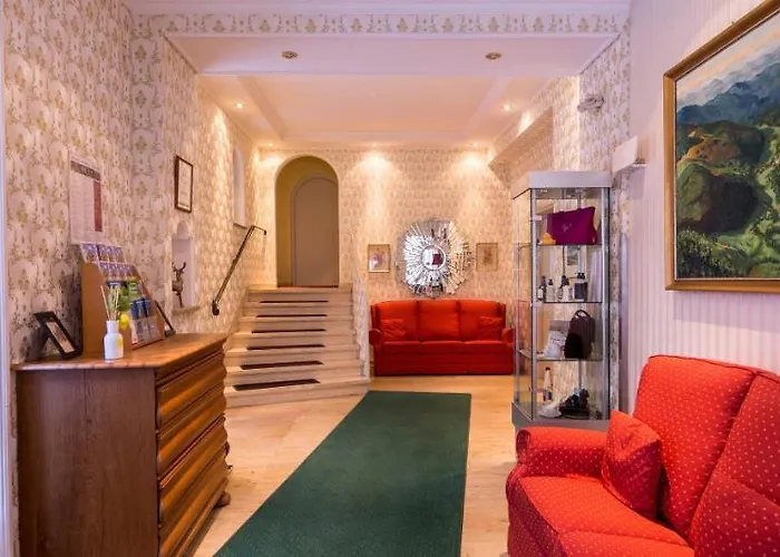 Gaestehaus Ploenlein - Goldener Hirsch Rothenburg Ρότενμπουργκ (Τάουμπερ)