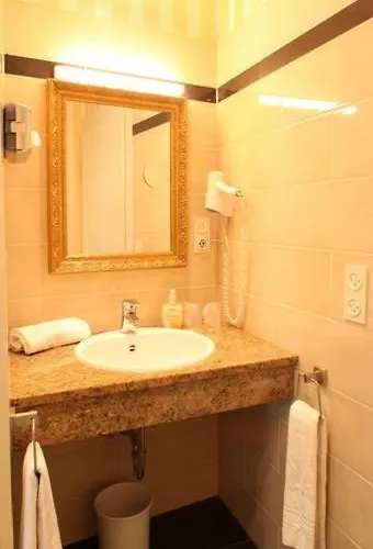 Gaestehaus Ploenlein - Goldener Hirsch Rothenburg * Ρότενμπουργκ (Τάουμπερ)