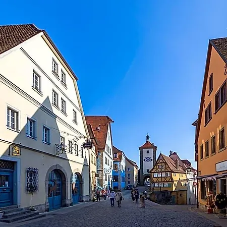 Gaestehaus Ploenlein - Goldener Hirsch Rothenburg
