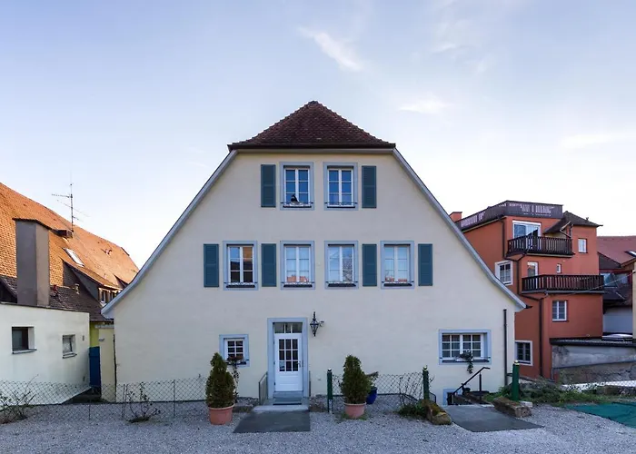 Gaestehaus Ploenlein - Goldener Hirsch Rothenburg Hotel